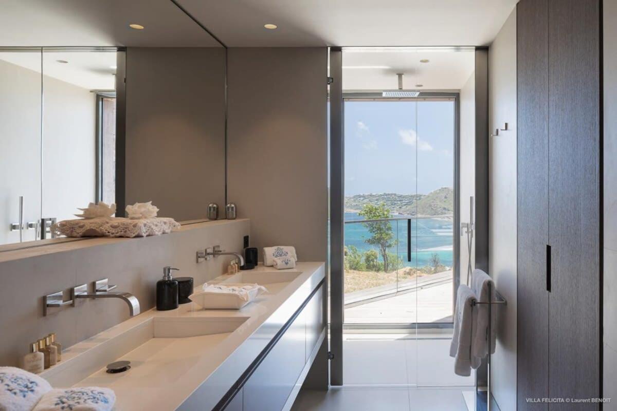 On A Hill Side Villa With Superb Amenities St. Barthelemy 외부 사진